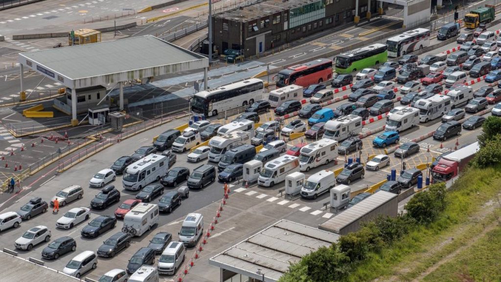 Another hour-long delay in Dover and the Channel Tunnel, 'Dover Port is Too Small'