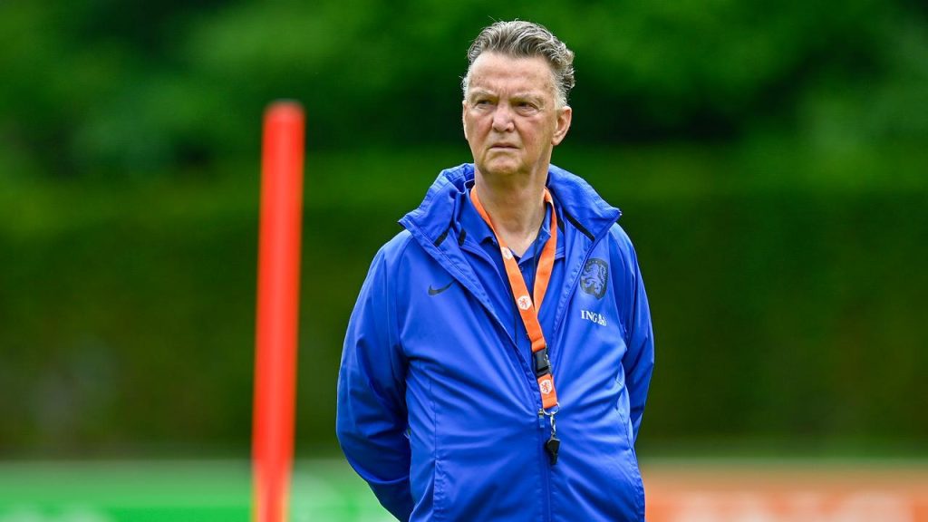 Van Gaal finds it remarkable that FIFA is manipulating the World Cup schedule so late at the moment