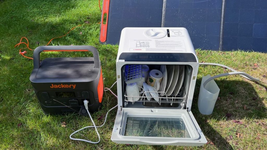 Hava R01 test: a mini dishwasher for camping holidays