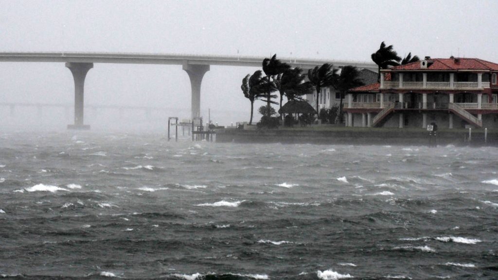 Millions of homes without electricity in Florida due to Hurricane Ian