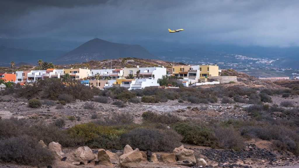 The Canary Islands are on high alert due to approaching severe weather |  Currently