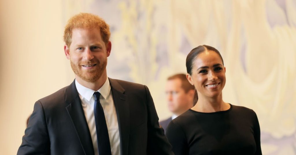 Harry and Meghan have split from the PR firm, and are now going to do it themselves