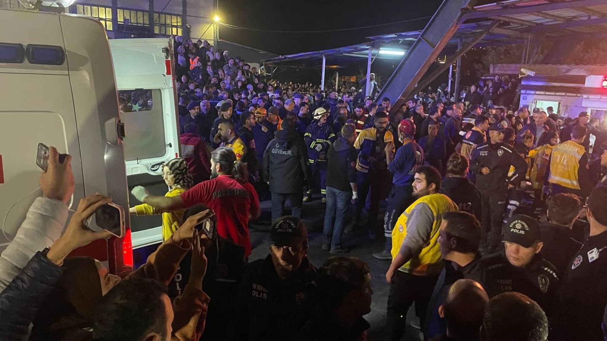 At least 28 dead after Turkish mine explosion, Erdogan visits