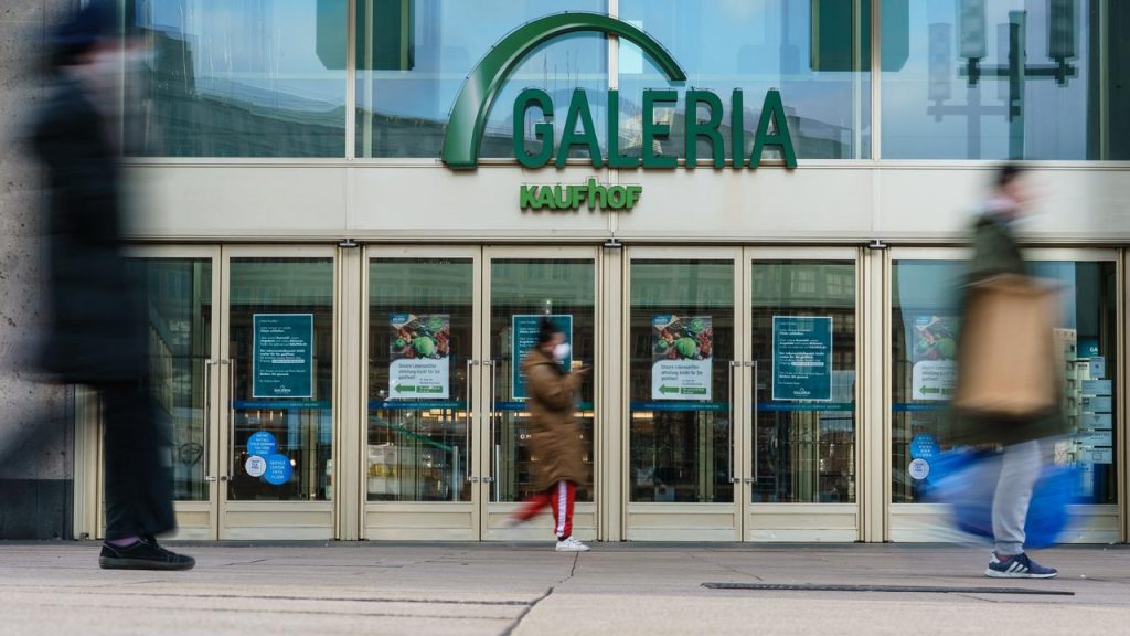 German supermarket chain Galeria Karstadt Kaufhof in financial crisis |  Economie
