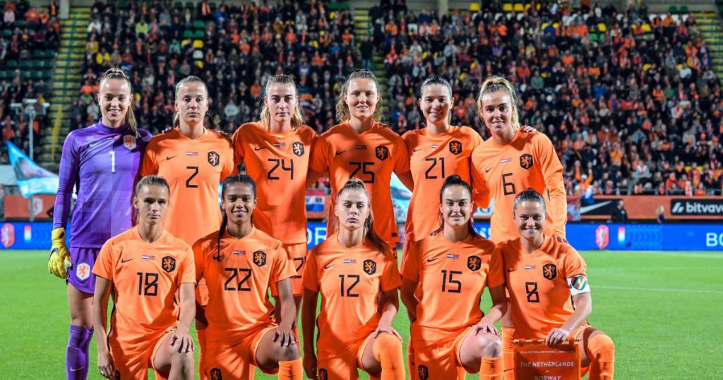 Orange lionesses slip further in the world rankings and are out of Pot 1 in the World Cup draw |  Dutch football