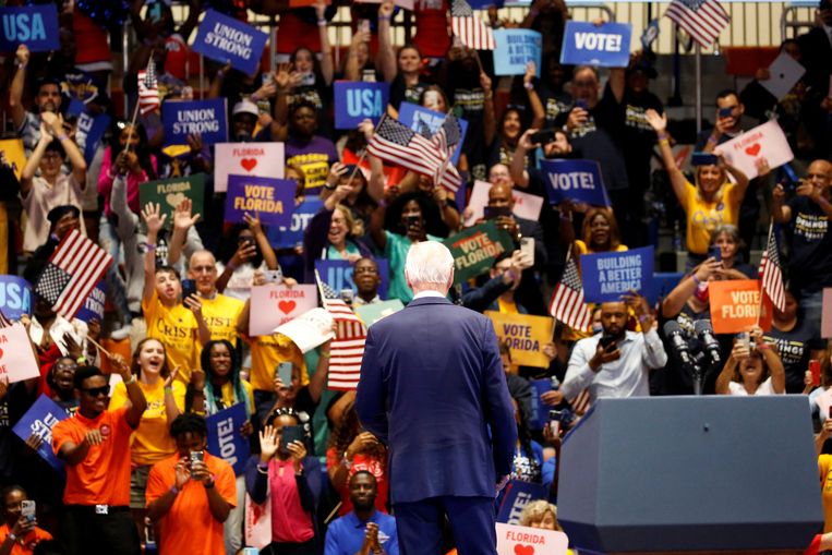 President Joe Biden now sees his Democratic Party increasingly disintegrating