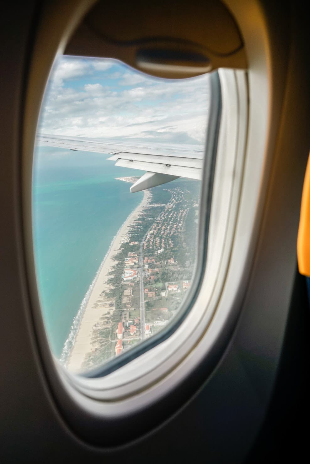The Technology That Delivers Wi-Fi to Airline Flights The Technology That Delivers Wi-Fi to Airline Flights