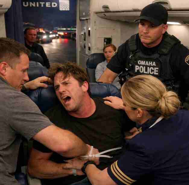 United Airlines Passenger Assault Leads to Emergency Diversion and Federal Charges United Airlines Passenger Assault Leads to Emergency Diversion and Federal Charges