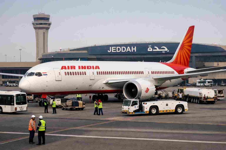 Air India Diverts Bengaluru–London Flight to Jeddah Over Suspected Technical Issue Air India Diverts Bengaluru–London Flight to Jeddah Over Suspected Technical Issue
