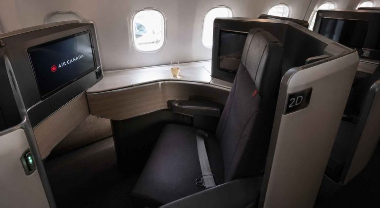 Air Canada Unveils Lie-Flat Suites on A321XLR, Expanding Premium Narrowbody Strategy