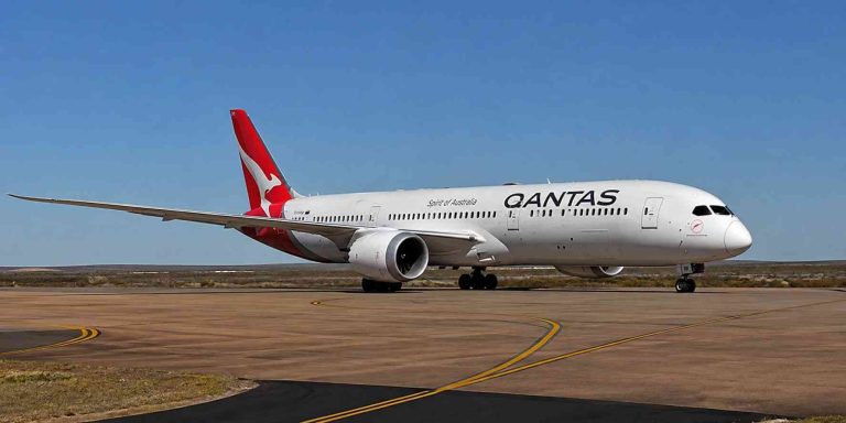 Qantas Boeing 787 Makes Unscheduled Fuel Stop in Karratha During London–Perth Flight