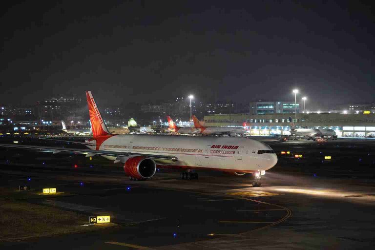 Air India Boeing 777 Aborts Takeoff at Mumbai Airport After ATC Warning Over Runway Occupancy Air India Boeing 777 Aborts Takeoff at Mumbai Airport After ATC Warning Over Runway Occupancy