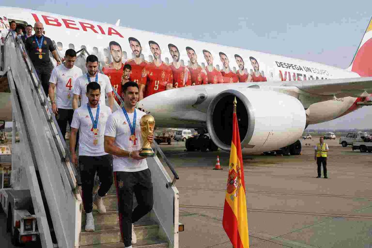 Spain’s World Cup Champions Return to Madrid Aboard Special Iberia Airbus A350 Charter Spain’s World Cup Champions Return to Madrid Aboard Special Iberia Airbus A350 Charter