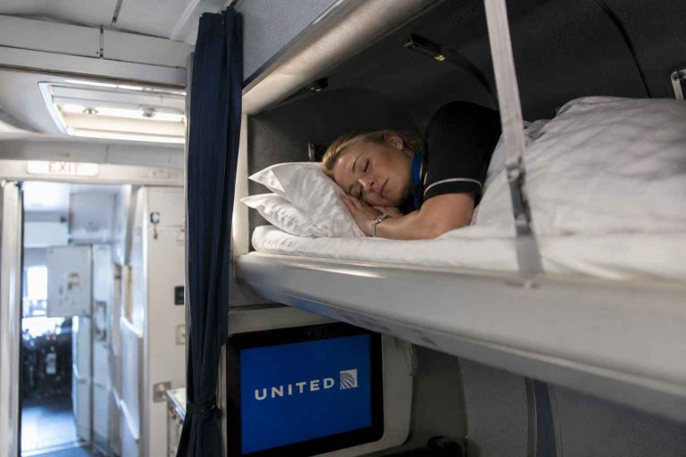 United Airlines Expands Crew Rest Access for Eligible Flight Attendants on Long-Haul Flights