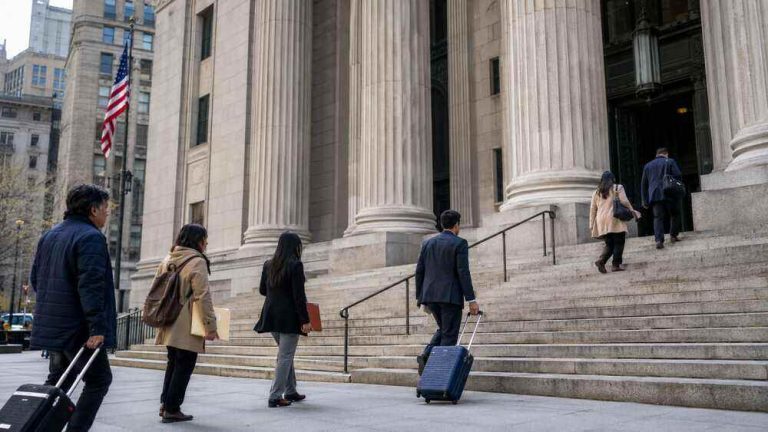 U.S. Judge Strikes Down Trump Administration’s 75-Country Immigrant Visa Ban